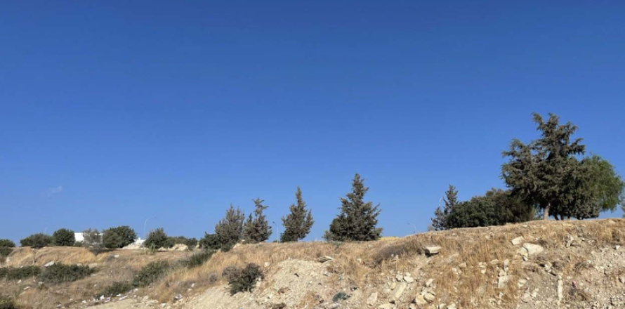 3106m² Land en Germasogeia, Cyprus No. 76092