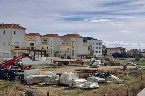 3030m² Land en Agios Athanasios, Cyprus No. 76096 6