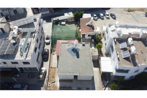 614m² Land en Strovolos, Cyprus No. 76093 7