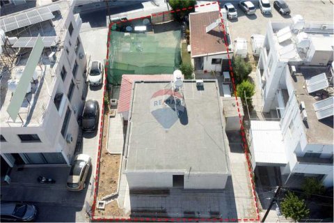 614m² Land en Strovolos, Cyprus No. 76093 1