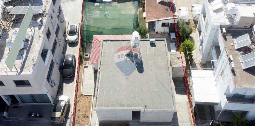 614m² Land en Strovolos, Cyprus No. 76093