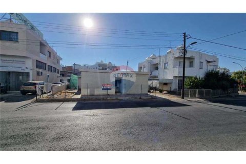 614m² Land en Strovolos, Cyprus No. 76093 3