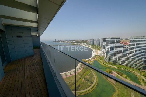 1+1 Apartment in Istanbul, Turkey No. 11151 4