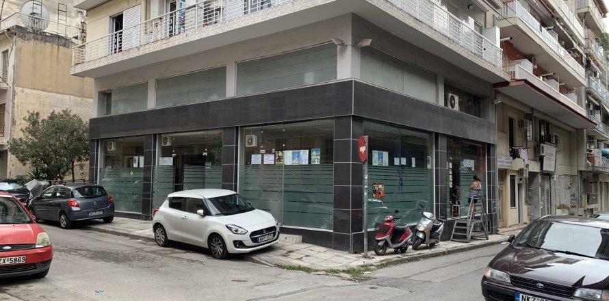 205m² Business in Thessaloniki, Greece No. 55893