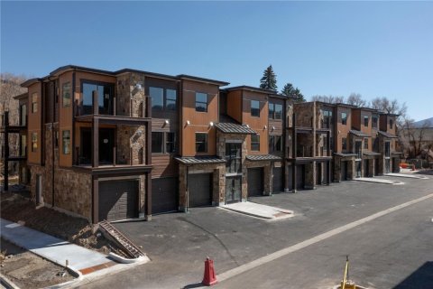 2 dormitorios Condominio  en Silverthorne, USA No. 71300 1