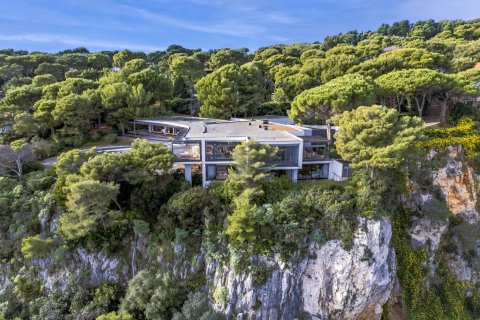 6 bedrooms Villa in Saint-Jean-Cap-Ferrat, France No. 74628 5