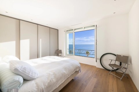 3 bedrooms Apartment in Cannes, France No. 74635 5