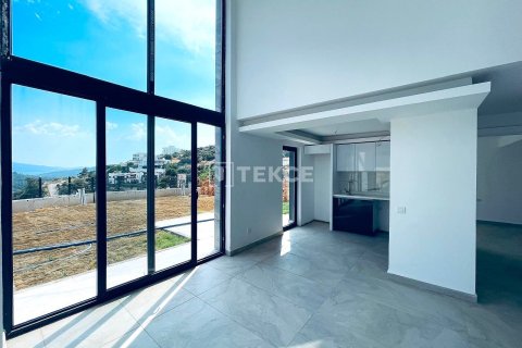 3+1 Villa in Milas, Turkey No. 11067 6