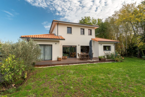 5 bedrooms Villa in Biscarrosse, France No. 69476 4