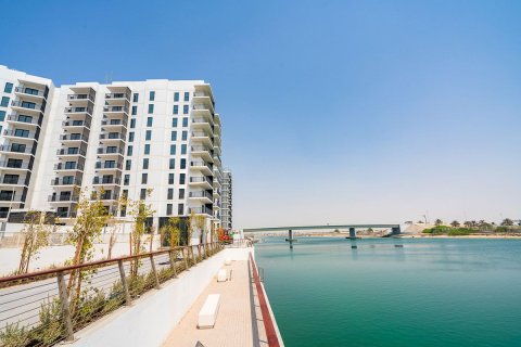 3 dormitorios Apartment en  Yas Island, UAE No. 6224 1