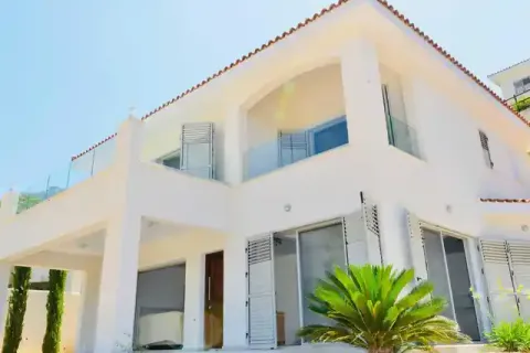 4 dormitorios Villa en Tala, Cyprus No. 39737 1