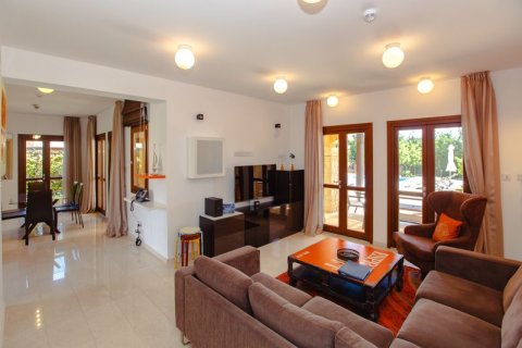 3 bedrooms Villa in Paphos, Cyprus No. 36984 9