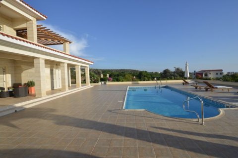 7 dormitorios Villa en Agios Georgios, Cyprus No. 37059 16