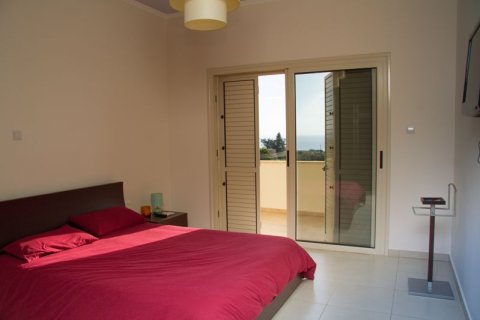 7 bedrooms Villa in Agios Georgios, Cyprus No. 37059 8