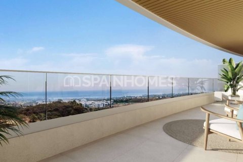 3 bedrooms Apartment in Estepona, Spain No. 25933 2