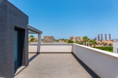 4 bedrooms Villa in La Manga del Mar Menor, Spain No. 25965 7