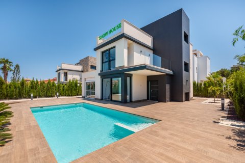 4 bedrooms Villa in La Manga del Mar Menor, Spain No. 25965 3