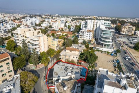 242m² Commercial property en Nicosia, Cyprus No. 47575 9