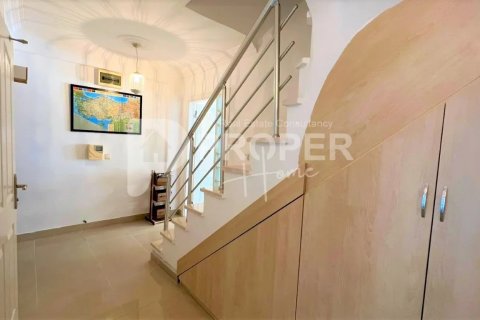 5 rooms Apartment in Alanya, Turkey No. 14090 5