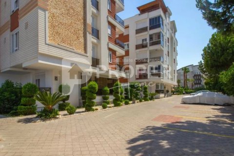 3 rooms Appartement à Lara, Turkey No. 14042 6