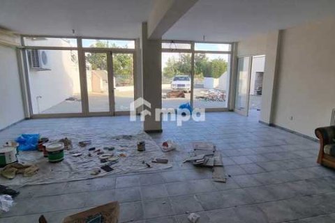 4 bedrooms House in Geri, Cyprus No. 72410 9