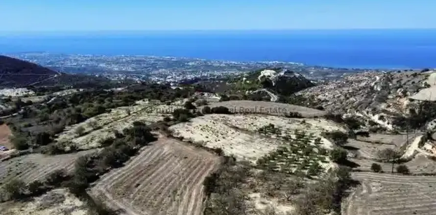 250m² Land en Koili, Cyprus No. 36421