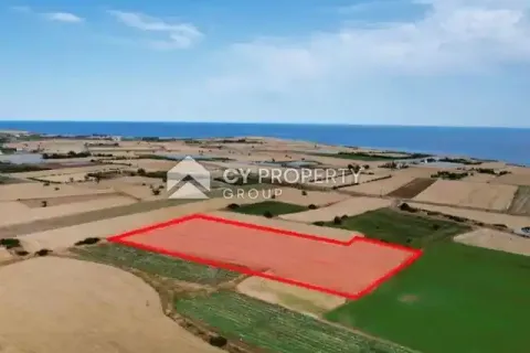 14716m² Land in Alaminos, Cyprus No. 36418 1