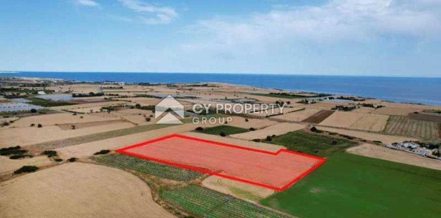 14716m² Land à Alaminos, Cyprus No. 36418