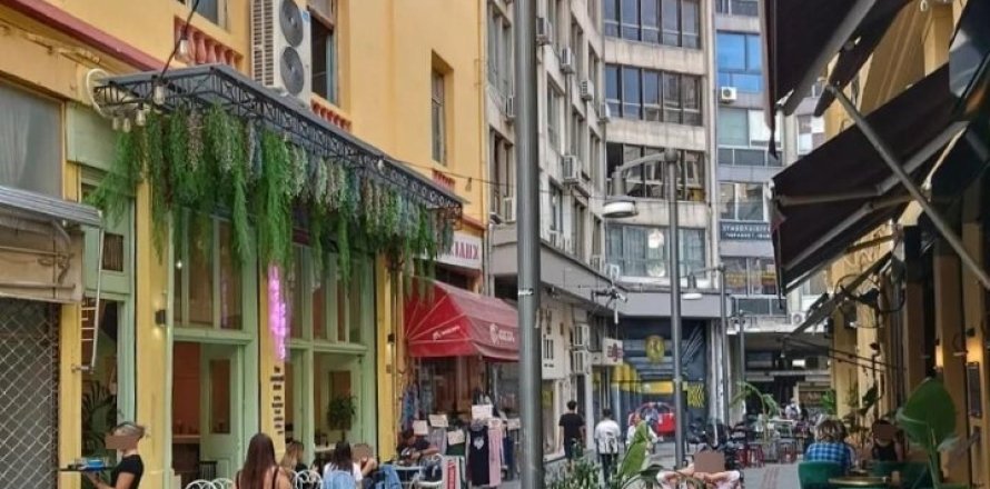 90m² Commercial property en Thessaloniki, Greece No. 54816