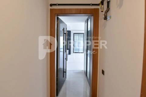 4 rooms Appartement à Muratpasa, Turkey No. 10860 14