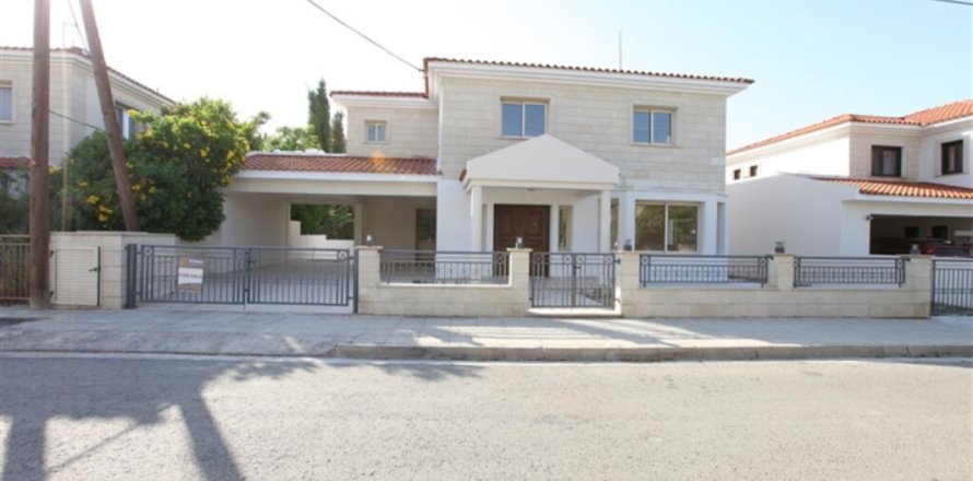 4 dormitorios Villa en Nicosia, Cyprus No. 51883