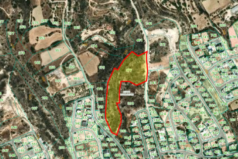 18325m² Land en Agios Athanasios, Cyprus No. 72624 1