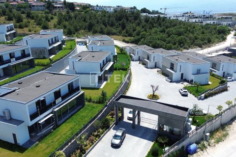 4+1 Villa à Mudanya, Turkey No. 91195 7
