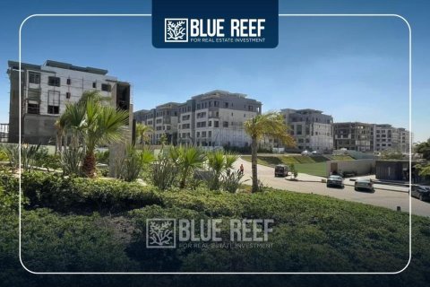 3 bedrooms Townhouse in 5th Settlement Compounds, Egypt No. 38469 3