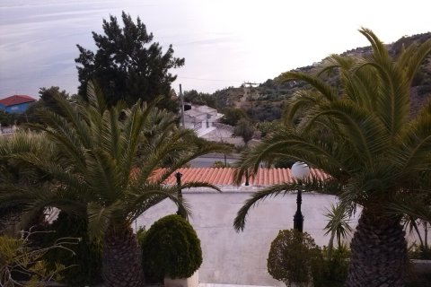 4 bedrooms Villa in Loutraki, Greece No. 56336 5