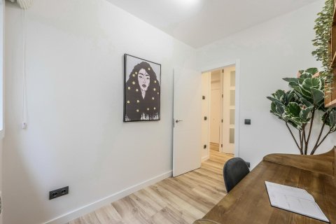 5 chambres Appartement à Madrid, Spain No. 27168 26