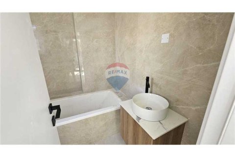 3 bedrooms Penthouse in Mesa Geitonia, Cyprus No. 64161 10