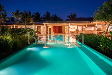 7 bedrooms Villa in Trancoso, Brazil No. 62392 2