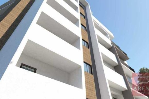 3 bedrooms Apartment in Larnaca, Cyprus No. 43644 4