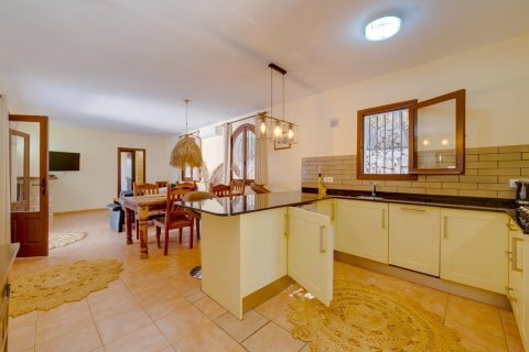 6 bedrooms Villa in Maryvilla, Spain No. 26361 6