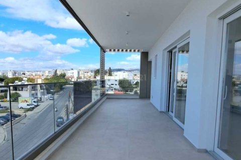 3 dormitorios Apartment en Agios Athanasios, Cyprus No. 74936 10