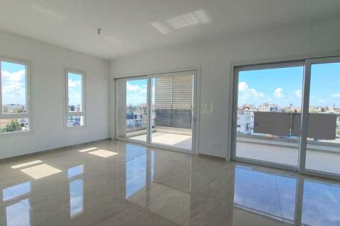 3 dormitorios Apartment en Agios Athanasios, Cyprus No. 74936 1