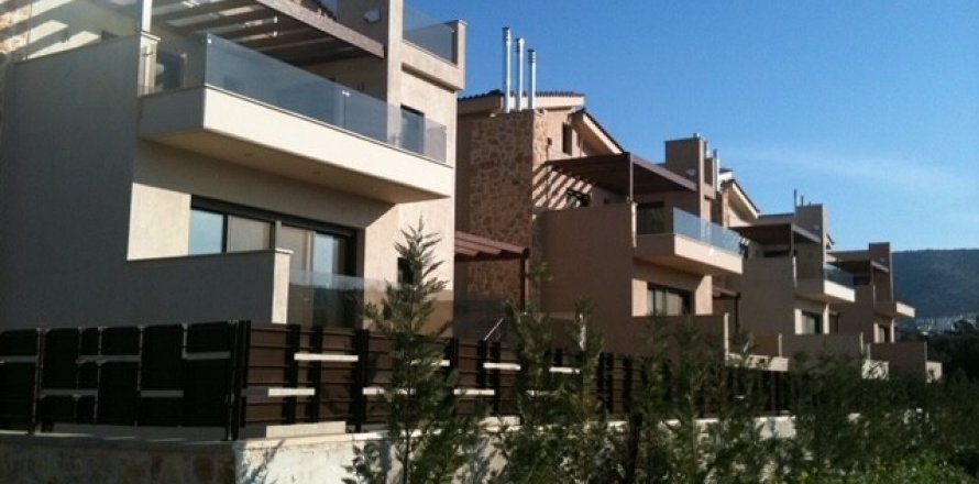 289m² Maisonette in Athens, Greece No. 55802