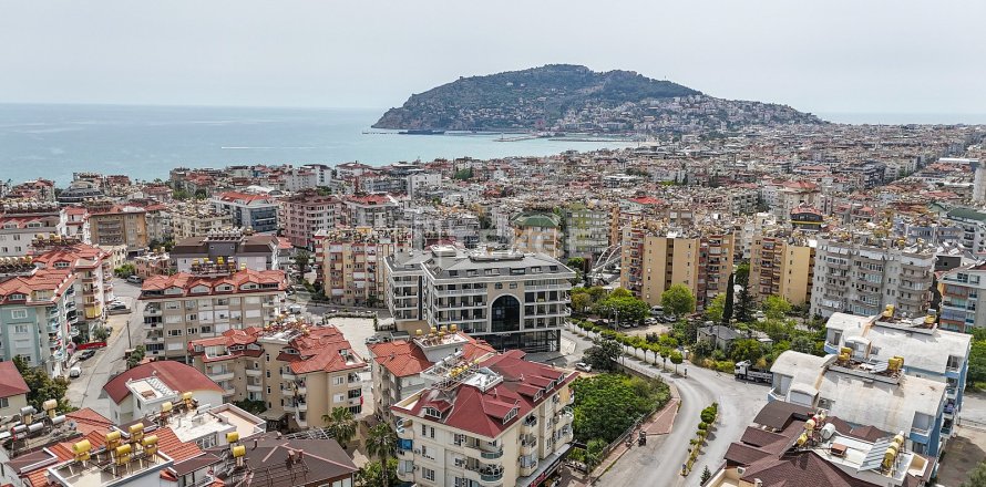 3+1 Apartment in Alanya, Turkey No. 10944