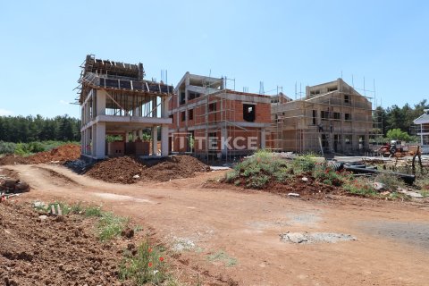 4+1 Villa à Dosemealti, Turkey No. 13851 14