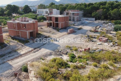 4 bedrooms Villa in La Nucia, Spain No. 25922 28