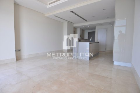 2 bedrooms Apartment in Palm Jumeirah, UAE No. 7449 7