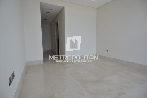 2 bedrooms Apartment in Palm Jumeirah, UAE No. 7449 11