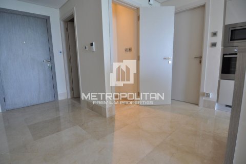 2 bedrooms Apartment in Palm Jumeirah, UAE No. 7449 8