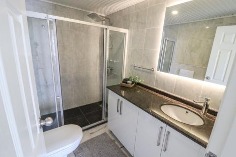 4 rooms Apartment in Tosmur, Turkey No. 21760 17